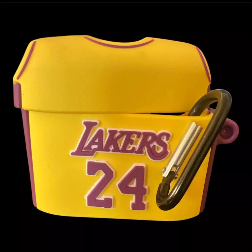 Silicone | 3D Cartoon Jersey 24  w Keychain | AirPods Pro